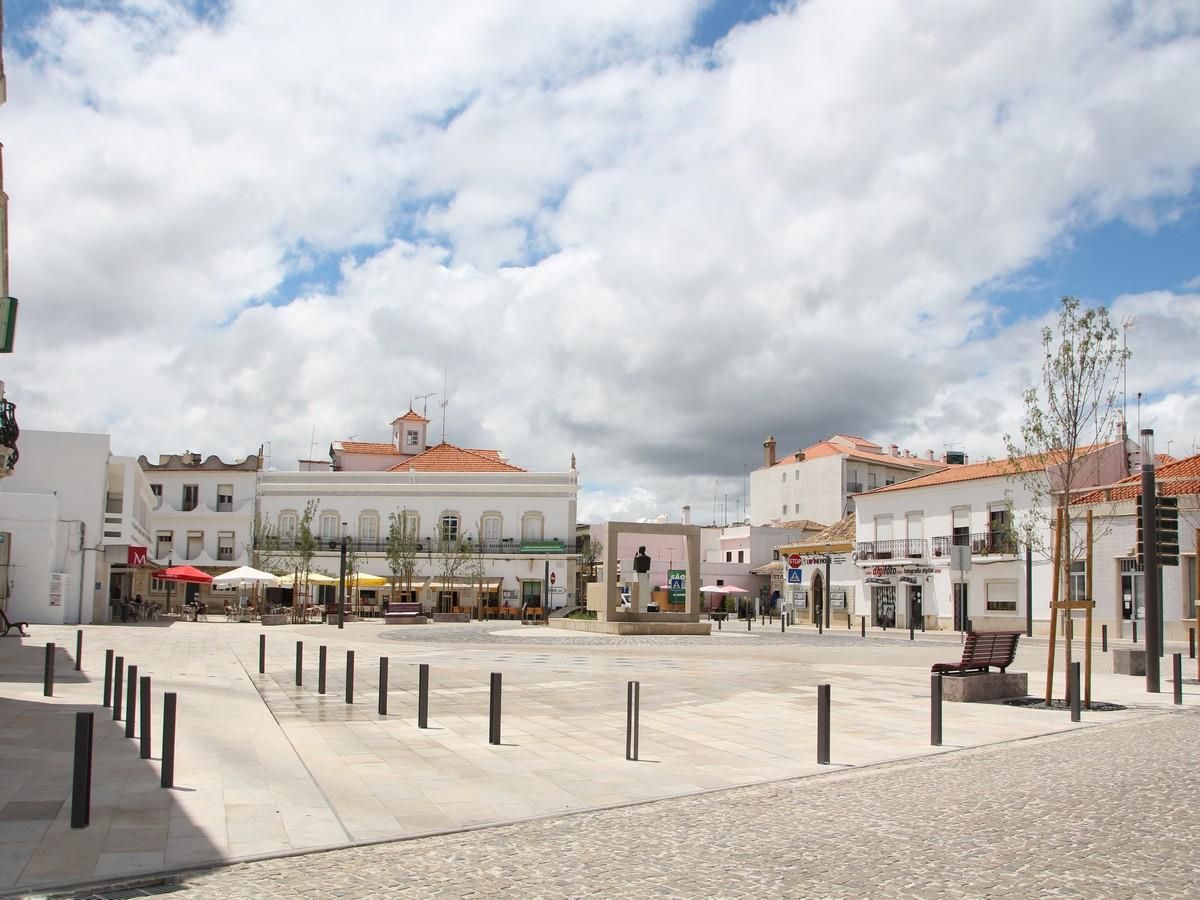 São Brás de Alportel town square